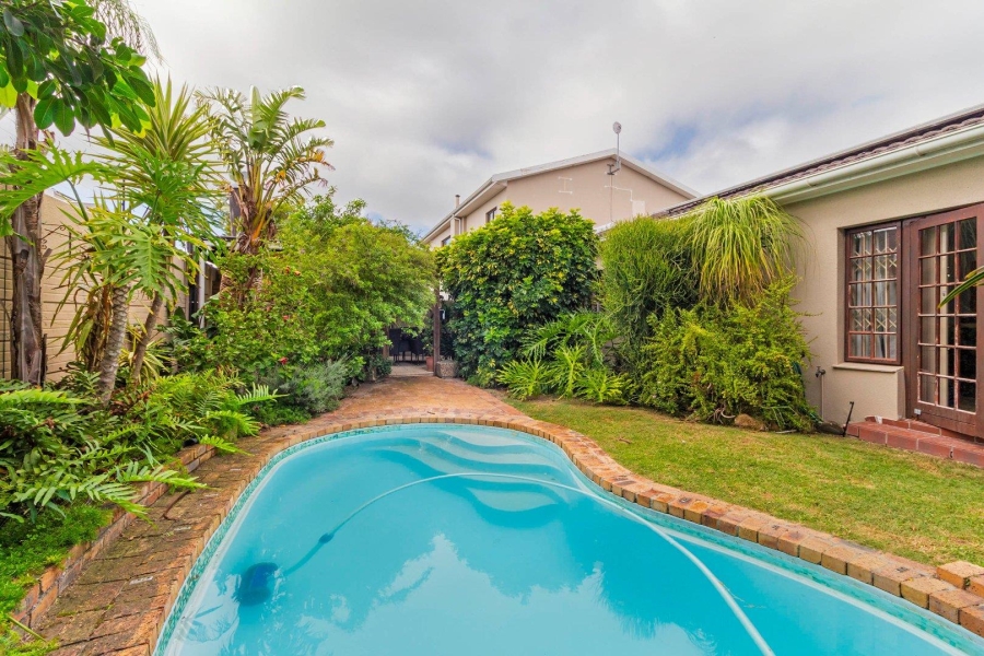 6 Bedroom Property for Sale in Tijgerhof Western Cape